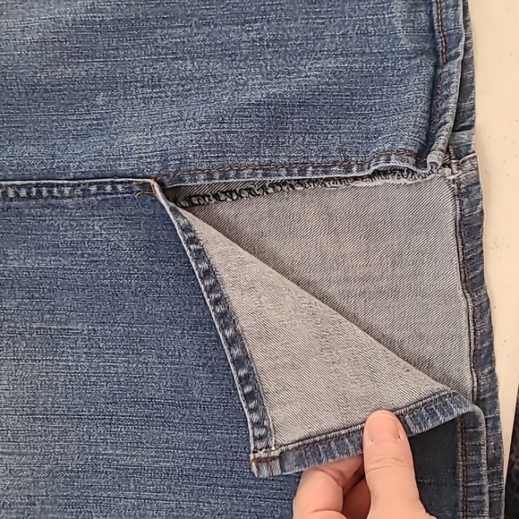 Kut from the Kloth women's distressed denim skirt size 14 - Picture 4 of 8